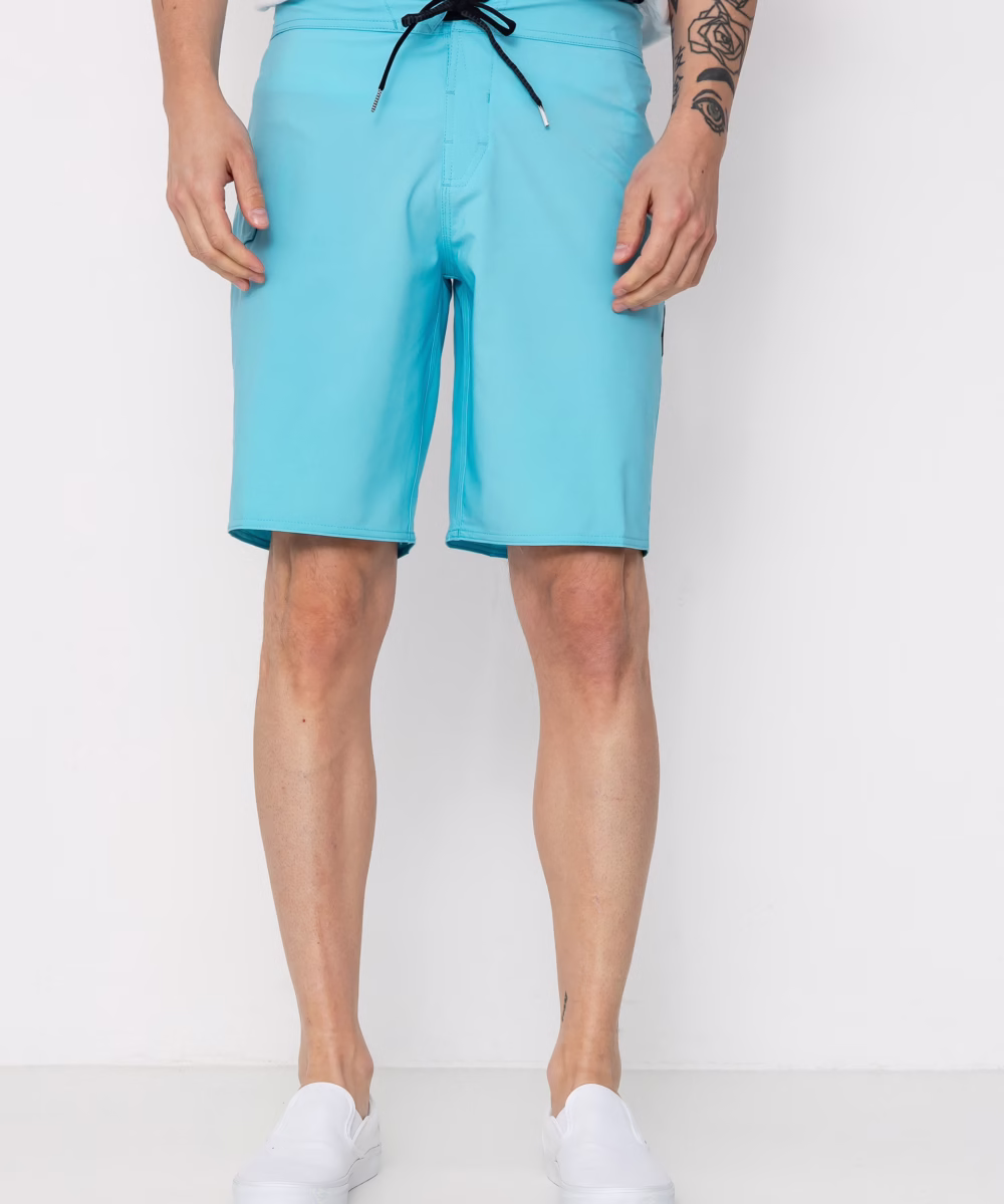 MĘSKIE BOARDSHORTY VOLCOM LIDO SOLID MOD 20 RESINE BLUE