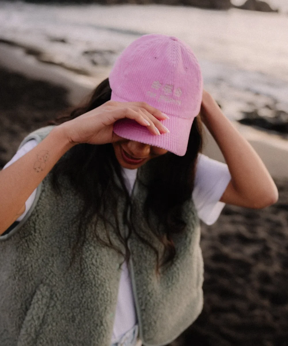 Czapka z daszkiem JUNGMOB Cord Cap Flowers Pink