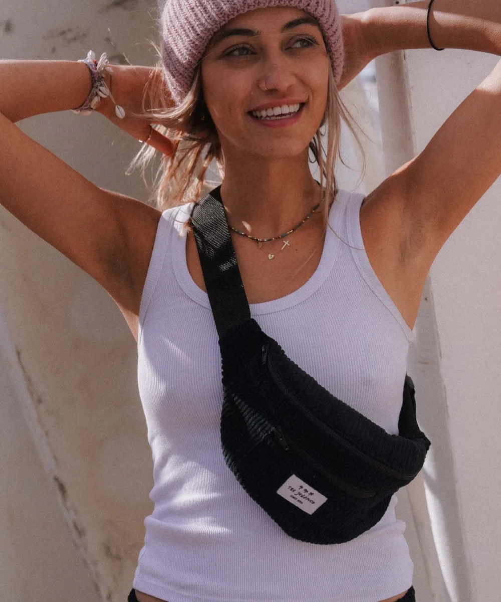 Nerka JUNGMOB MELLOW BLACK HIP BACK