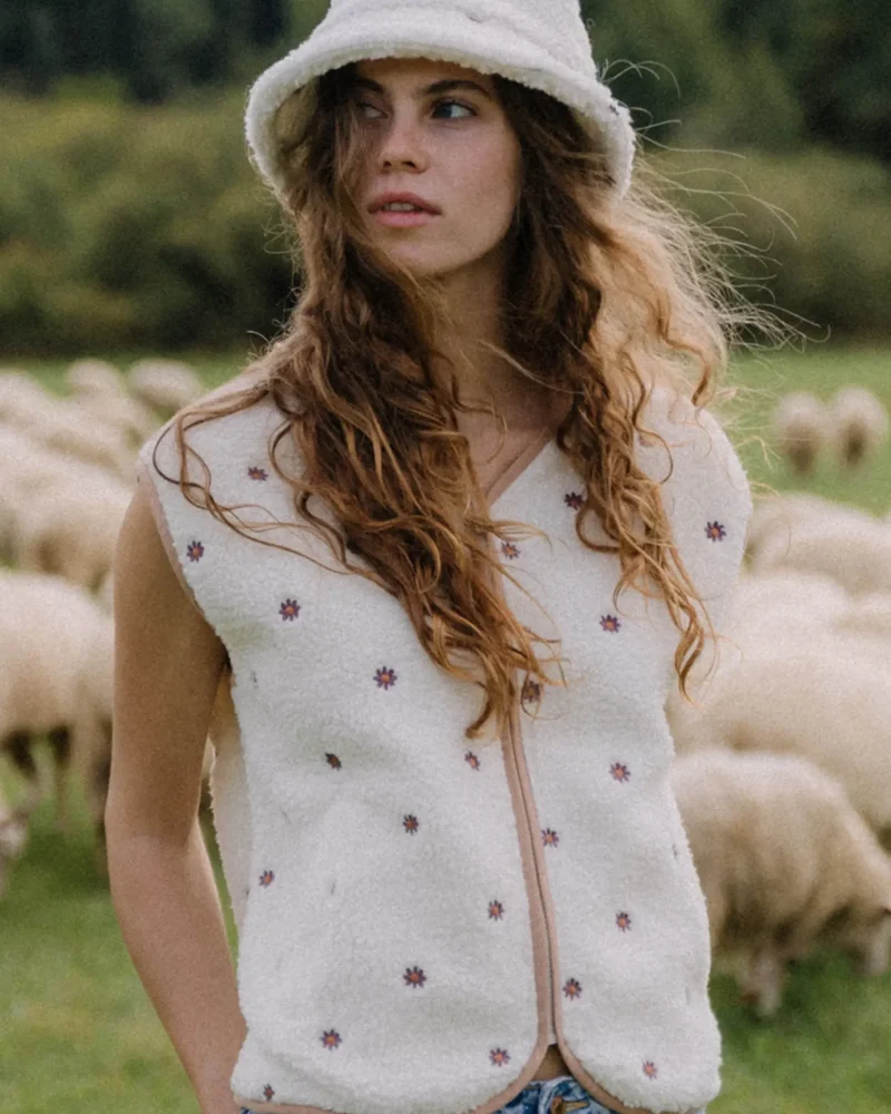 079eb1e5-51b2-46bf-bc07-1e7d60496353