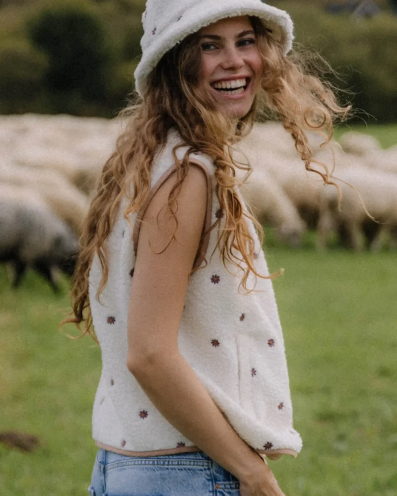 25544f20-81b1-40fe-ba68-628010658c51