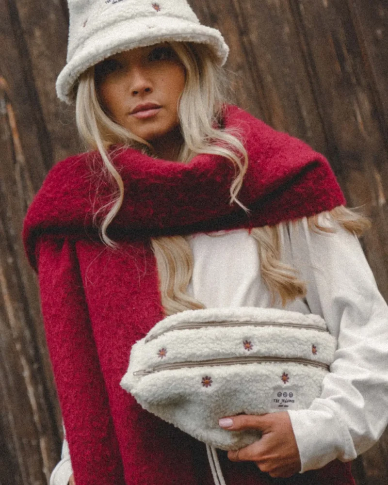 999e7124-5700-4b58-95ff-d6c145f32270