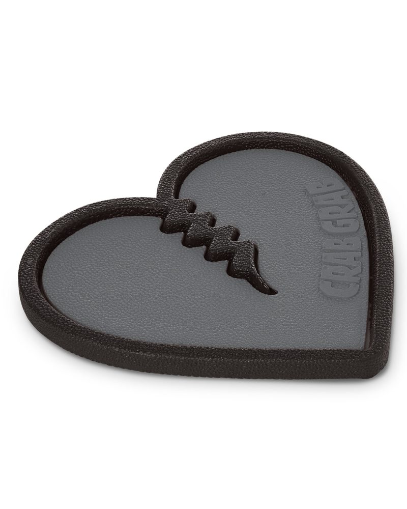 FA24-crab_grab-snowboard-traction-mega_heart-double_black-angle