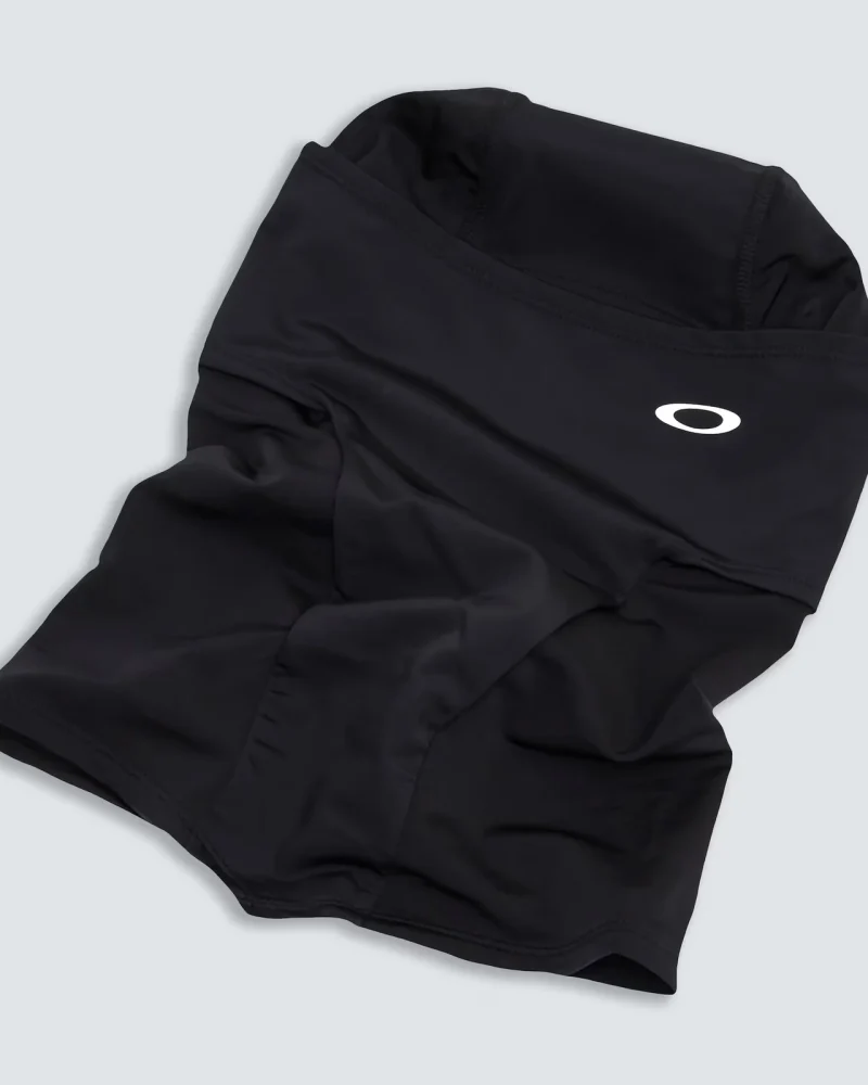 Oakley_Backwoods_Balaclava_Blackout_02