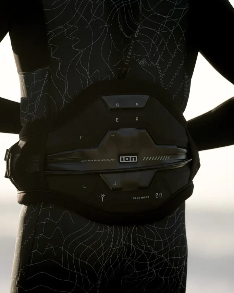 SS25__0000s_0010_48252-4702-ION-Kite-Harness-Men-Apex-Black