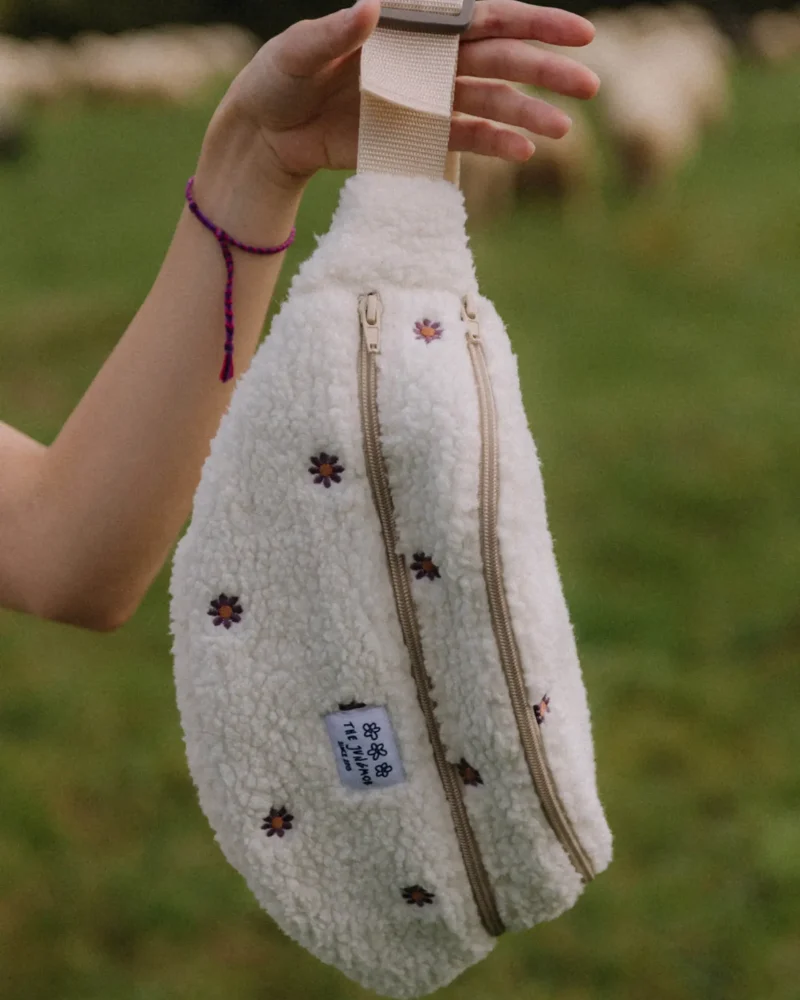 dbc1feef-b2c8-4337-a0a6-494ca524f8bb